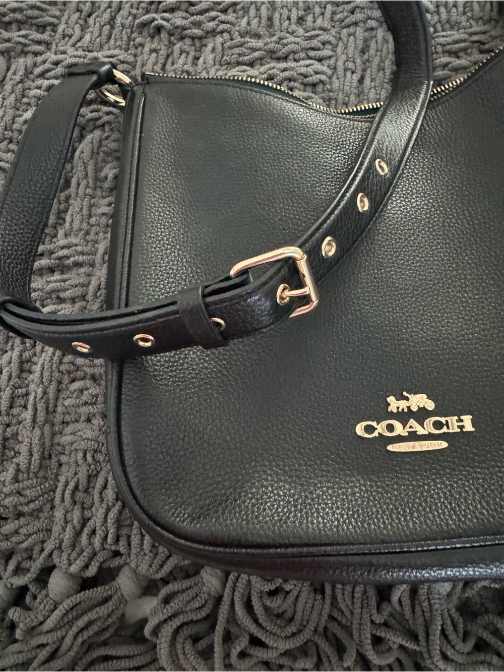 COACH Black Pebbled Leather Crossbody Bag with Gold Hardware - Picture 3 of 7